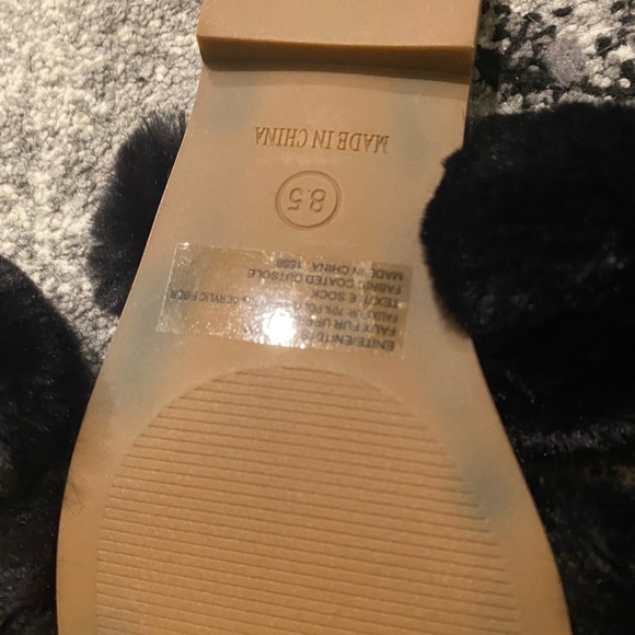 Steve Madden fur slides sandals size 8.5 NEW - Picture 2 of 5